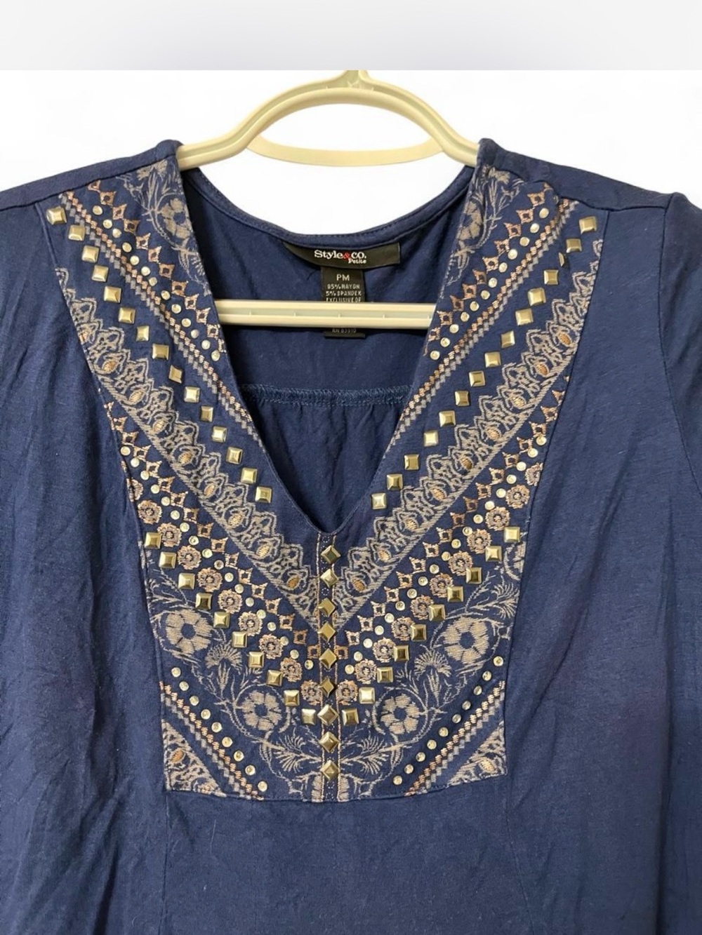 Style & Co Blue Embroidered V-Neck Blouse - Picture 3 of 4